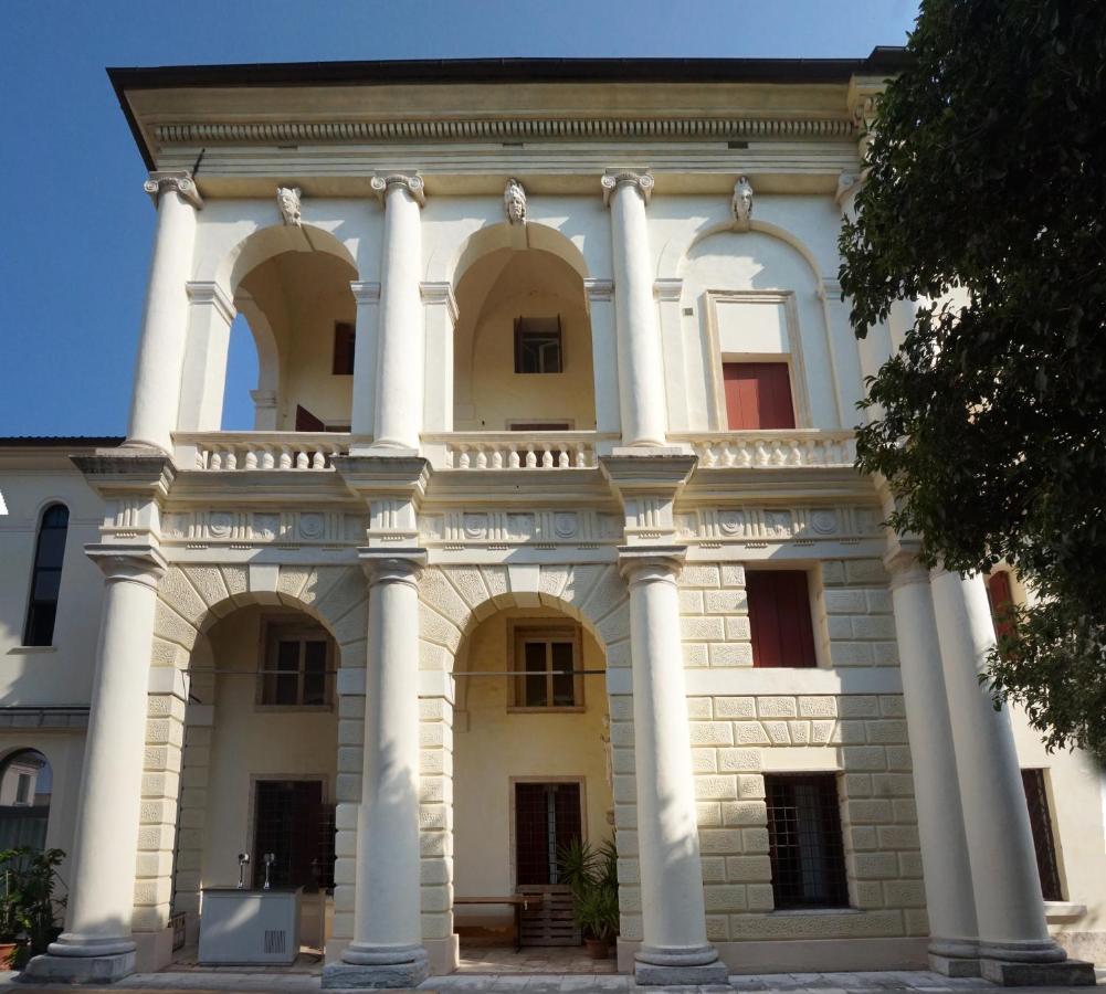 Guest House Villa Angaran San Giuseppe Бассано-дель-Граппа Экстерьер фото